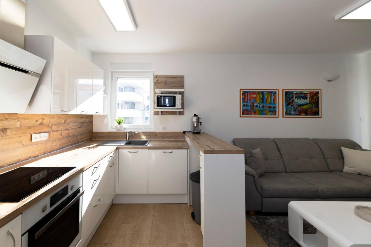 Joy 2 Apartment Novalja Exteriér fotografie